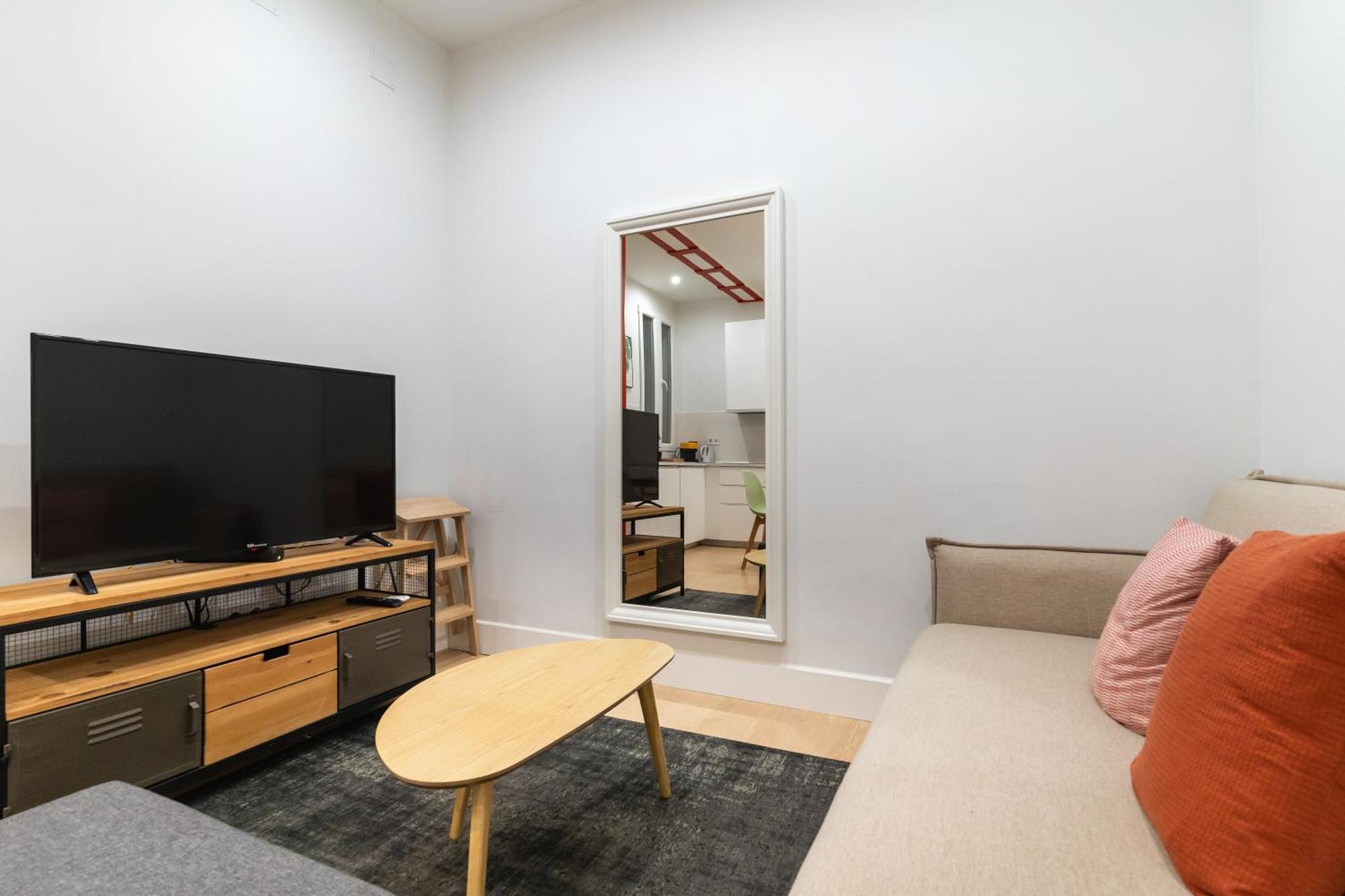 Cozy And Central-1Bd 1Bth- Cortes Lägenhet Madrid Exteriör bild